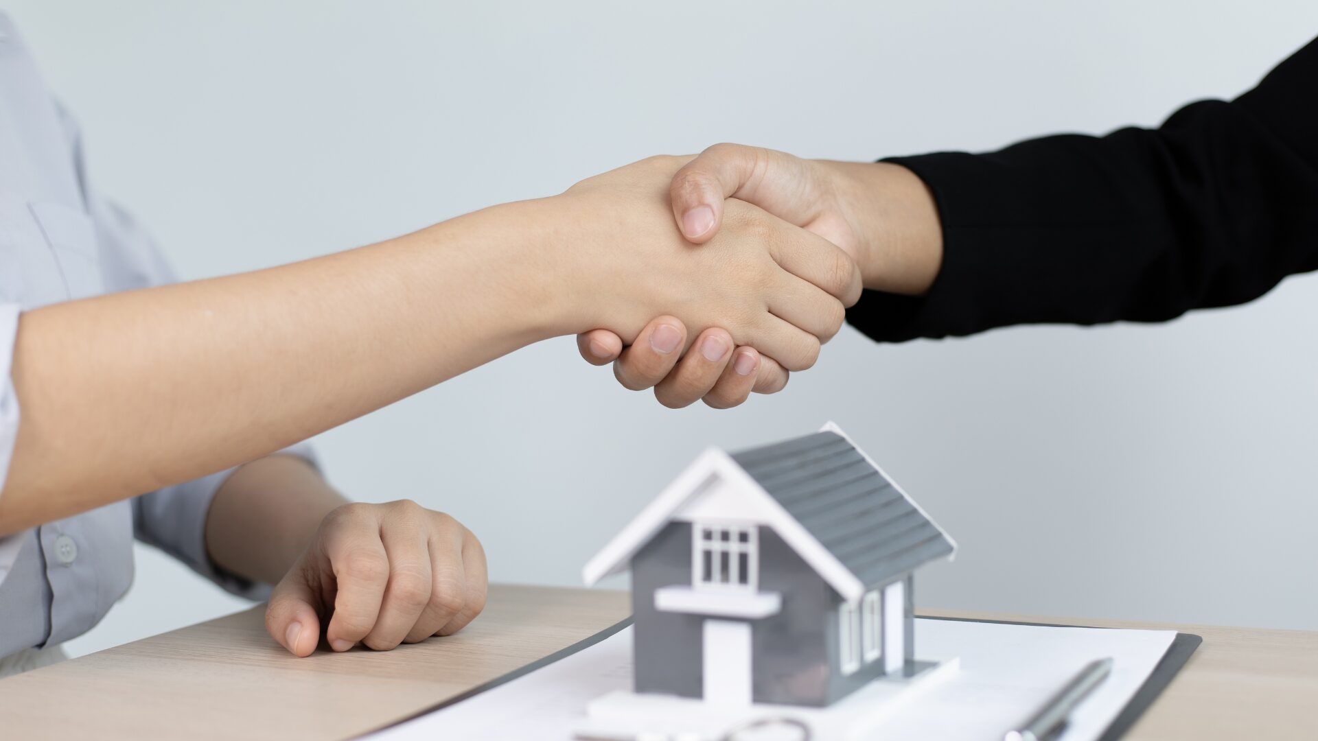 Scopri di più sull'articolo Affitto: Meglio un contratto 4+4, 3+2 o transitorio? Ecco cosa conviene davvero.